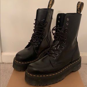 Dr. Martens Jadon Hi